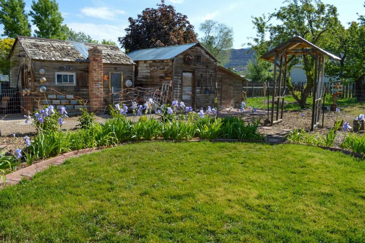 Cozy And Vintage Cedar City Apartment With Fire Pit! Екстер'єр фото